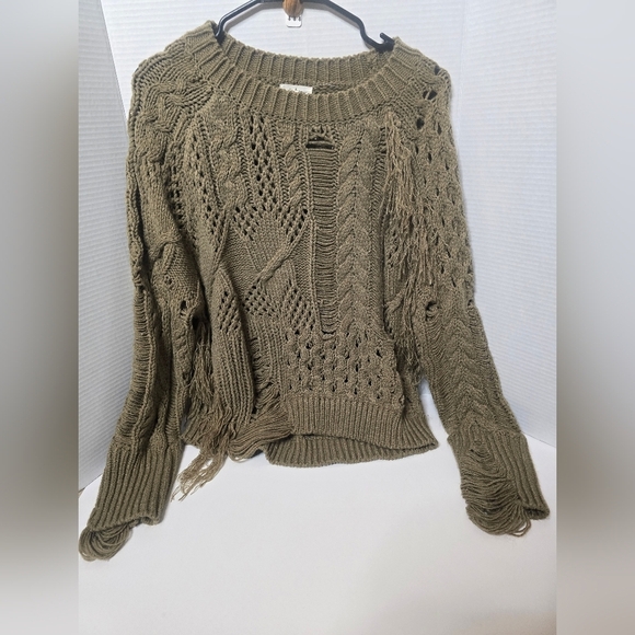 Distressed sweater - Picture 2 of 3